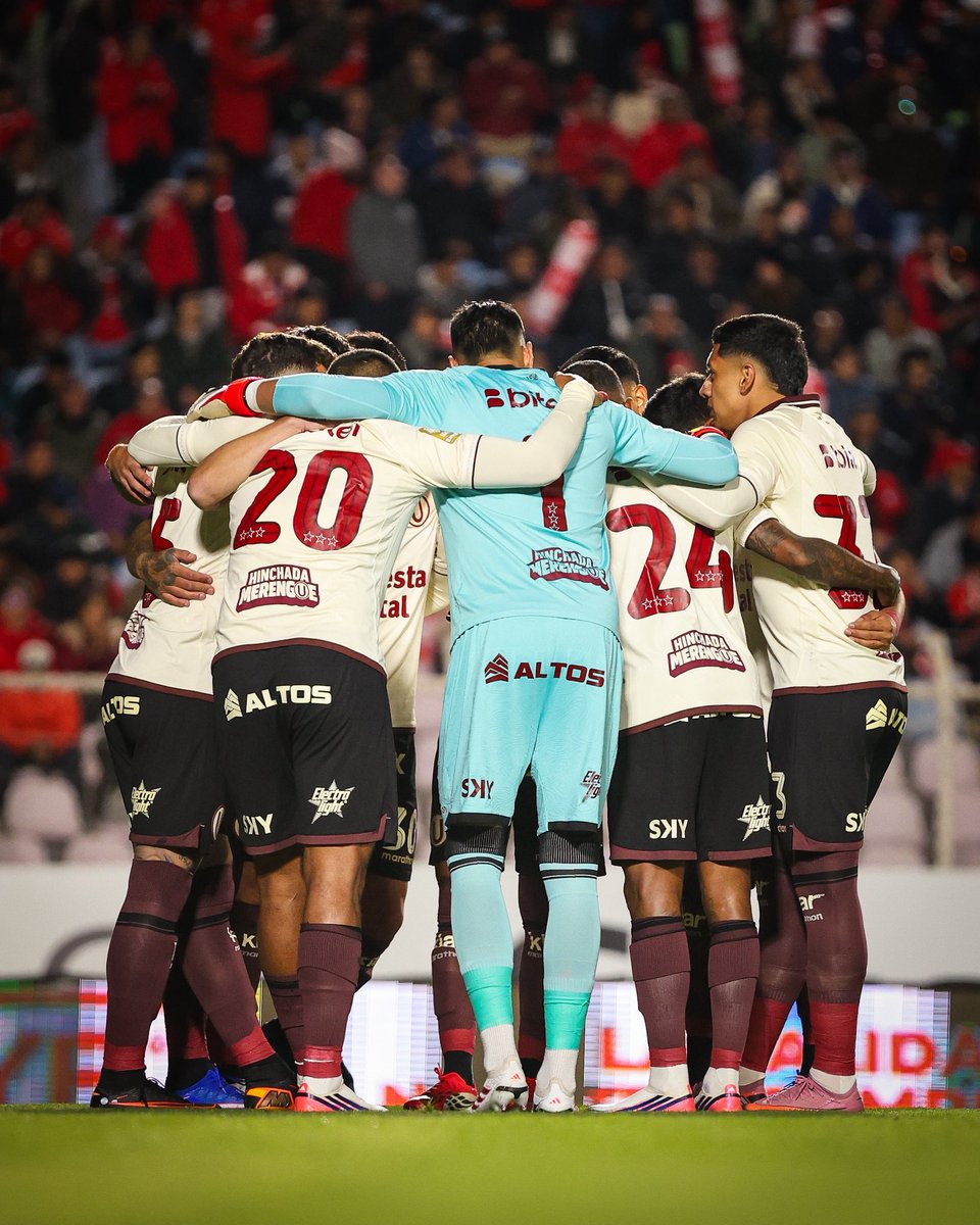 Universitario's tweet photo. 𝗝Ⓤ𝗡𝗧𝗢𝗦 𝗛𝗔𝗦𝗧𝗔 𝗘𝗟 𝗙𝗜𝗡𝗔𝗟 💛

#ConLaUSiempre
#UnidosOtraVez https://t.co/hUYQuB8FQj