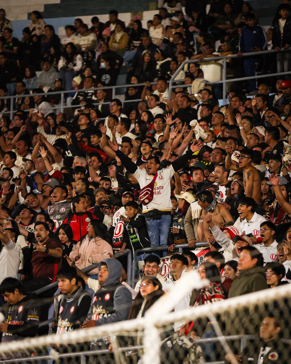 Universitario's tweet photo. 𝗝Ⓤ𝗡𝗧𝗢𝗦 𝗛𝗔𝗦𝗧𝗔 𝗘𝗟 𝗙𝗜𝗡𝗔𝗟 💛

#ConLaUSiempre
#UnidosOtraVez https://t.co/hUYQuB8FQj