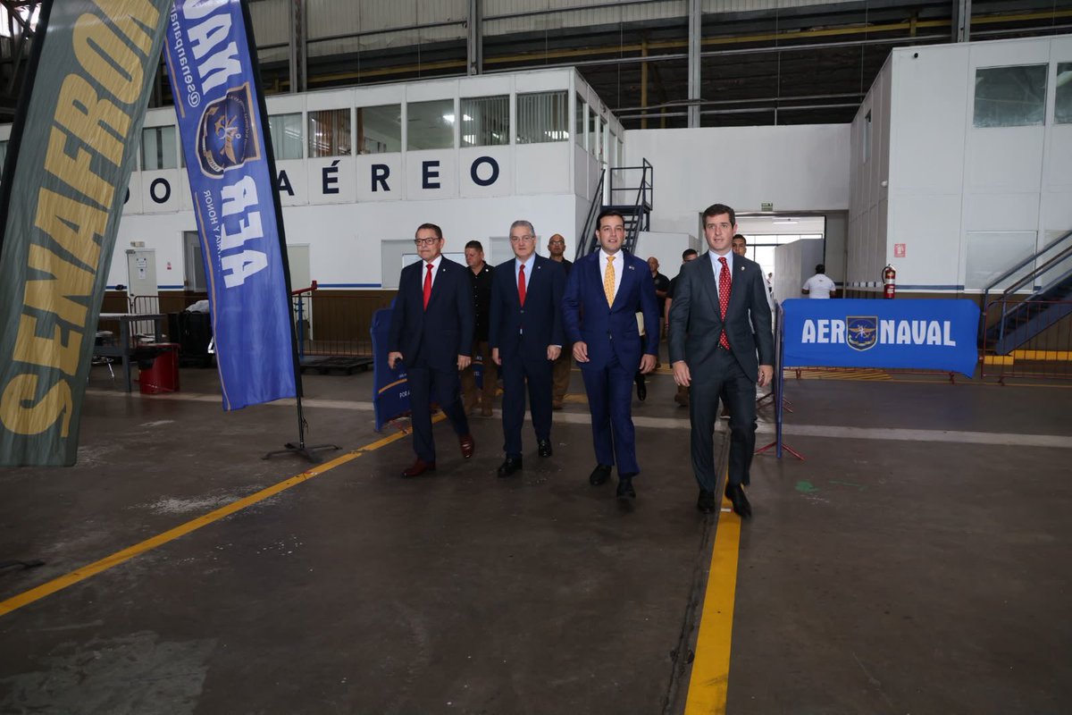 USAmbassadorPAN's tweet photo. Me uní a @FrankAbregoM, @JuanCOrillac y @CarlosAHoyosB para dar inicio a PANAMAX, ¡realizado en Panamá por primera vez desde 2012! Juntos, Estados Unidos, Panamá y 17 naciones socias están entrenando para responder a riesgos de seguridad y proteger el Canal de Panamá contra todas y cada una de las amenazas. 🇺🇸🇵🇦

Bajo el liderazgo de los presidentes Trump y Mulino, nuestra cooperación ampliada en materia de seguridad está generando resultados reales, fortaleciendo la estabilidad regional y protegiendo una vía acuática crítica que es esencial para el comercio mundial, la resiliencia de las cadenas de suministro y la seguridad y prosperidad de Estados Unidos.