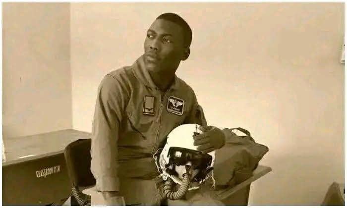 Rise_Forge's tweet photo. THE PILOT WHO FLEW INTO HISTORY: REMEMBERING FLIGHT LIEUTENANT TAIWO OLUFEMI ASANIYI 🕊️

Some names are not remembered because of how long they lived, but because of the courage, sacrifice, and service they gave to their Nation.

Flight Lieutenant Taiwo Olufemi Asaniyi was one of those rare souls.

A Nigerian Air Force pilot, a young officer, and a patriot who gave his life while serving his country. On 21 May 2021, he was among the gallant officers who lost their lives in the tragic Nigerian Air Force aircraft crash near Kaduna, alongside the Chief of Army Staff, Lieutenant General Ibrahim Attahiru, and other military personnel.

Born on 25 February 1992 in Ibadan, Oyo State, Flight Lieutenant Asaniyi answered the call to serve Nigeria by joining the Nigerian Defence Academy in 2010. He was commissioned into the Nigerian Air Force in 2015 and rose to the rank of Flight Lieutenant through dedication, discipline, and commitment.

Beyond the uniform was a young man with dreams, family, and a future ahead of him. He was preparing to begin a new chapter of his life through marriage, but destiny had another path written for him.

Today, we remember not just the pilot who controlled an aircraft, but the officer who carried the hopes and pride of a nation.

May the souls of Flight Lieutenant Taiwo Olufemi Asaniyi and all fallen military heroes continue to rest in peace. 🕊️

To every serving officer putting their lives on the line for Nigeria, may God continue to protect you, strengthen you, and bring you home safely.

Your sacrifice will never be forgotten.

Follow @Rise_Forge for more stories of courage, sacrifice, and the men and women who serve Nigeria. 🇳🇬
