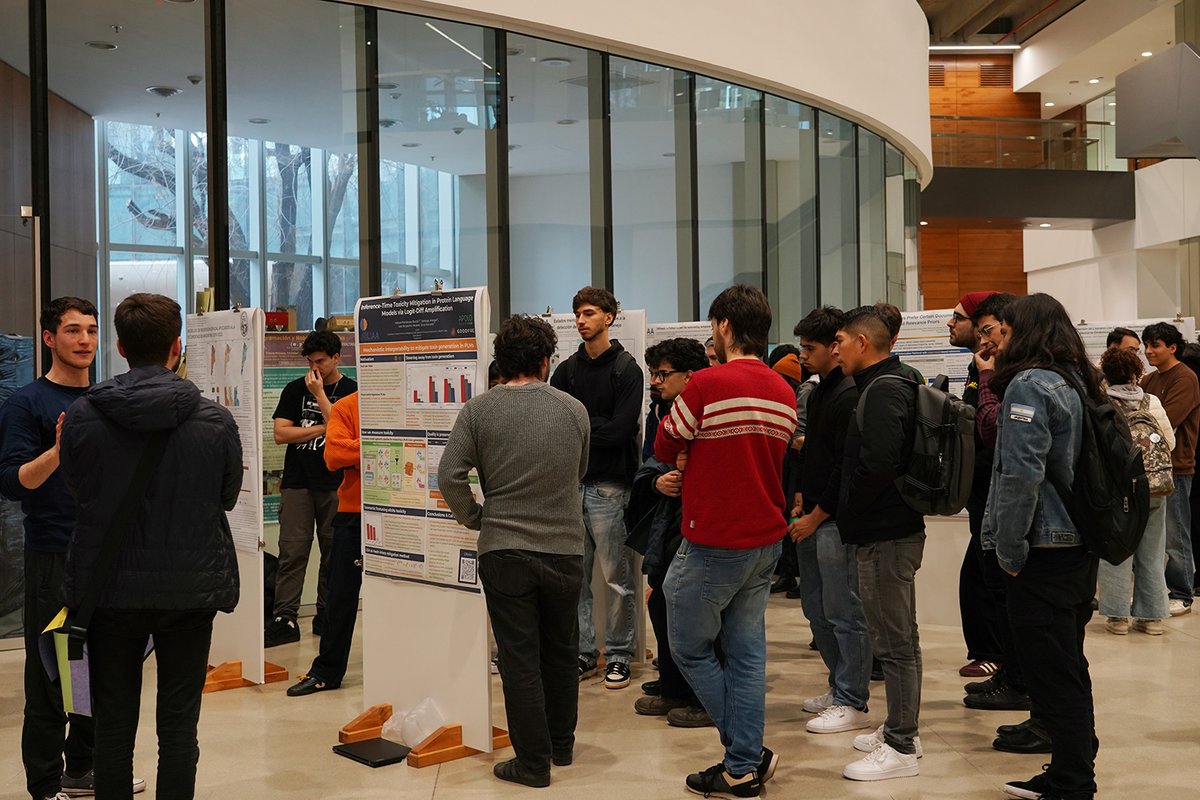 Exactas_UBA's tweet photo. 🧑‍💻Del 27 al 31/07, el Cero + Infinito recibió a 937 asistentes de todo el país y la región en la 39.ª edición de la Escuela de Ciencias Informáticas. 💻 https://t.co/9Wk6AD5Ipz