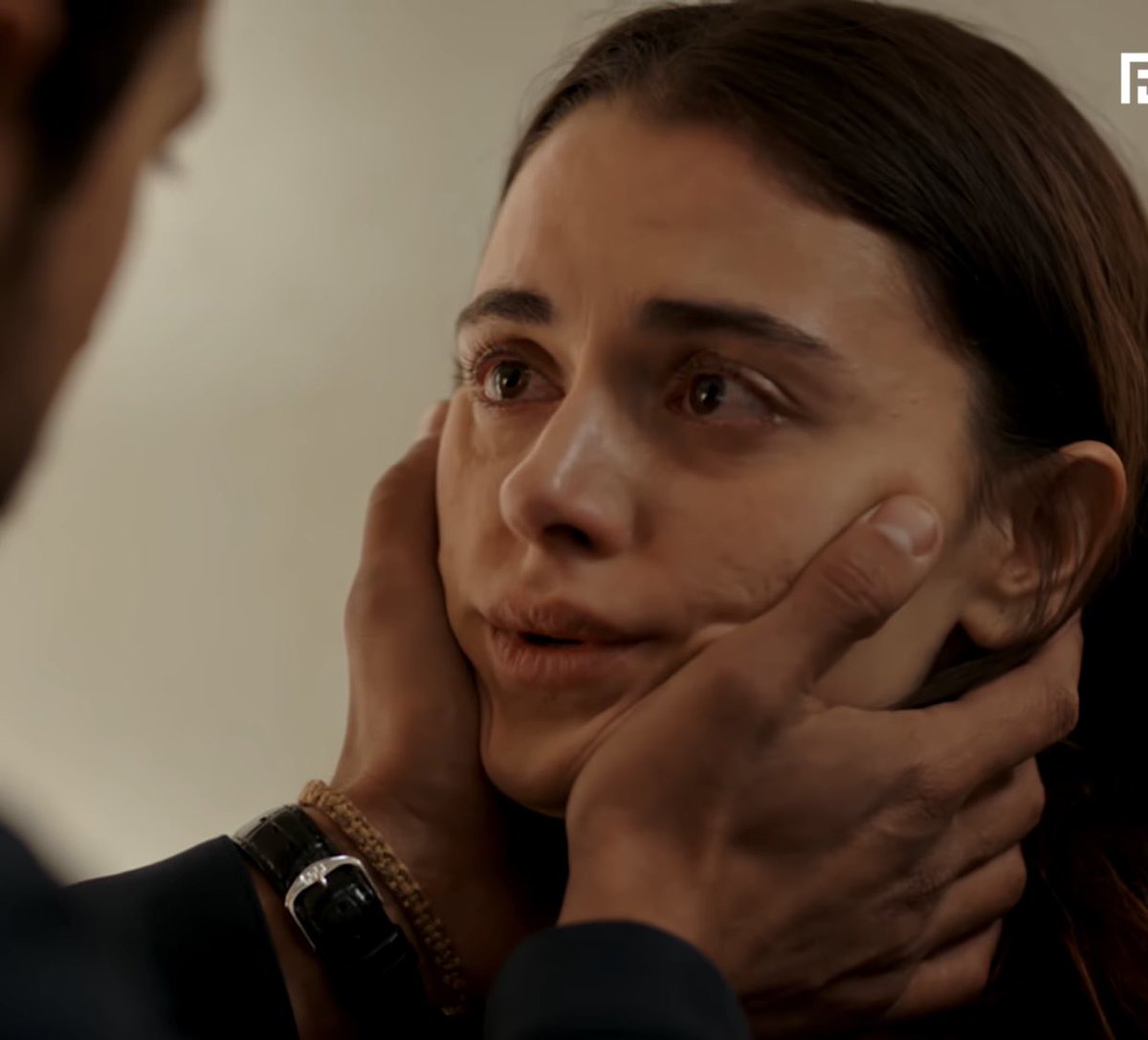 araftarants's tweet photo. Emin will deliver so well in this scene in next ep like Js look at theose eyes of these two ☹️☹️
#arafta https://t.co/GqR6edvZzm