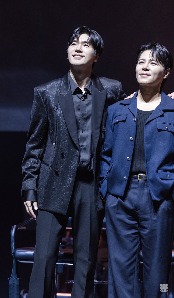 hab_pic's tweet photo. 260803 밤 사의찬미 콘서트: 생의찬미
사내役｜#정민 배우님
사내役｜#이규형 배우님 https://t.co/u8V4Kmz6GT