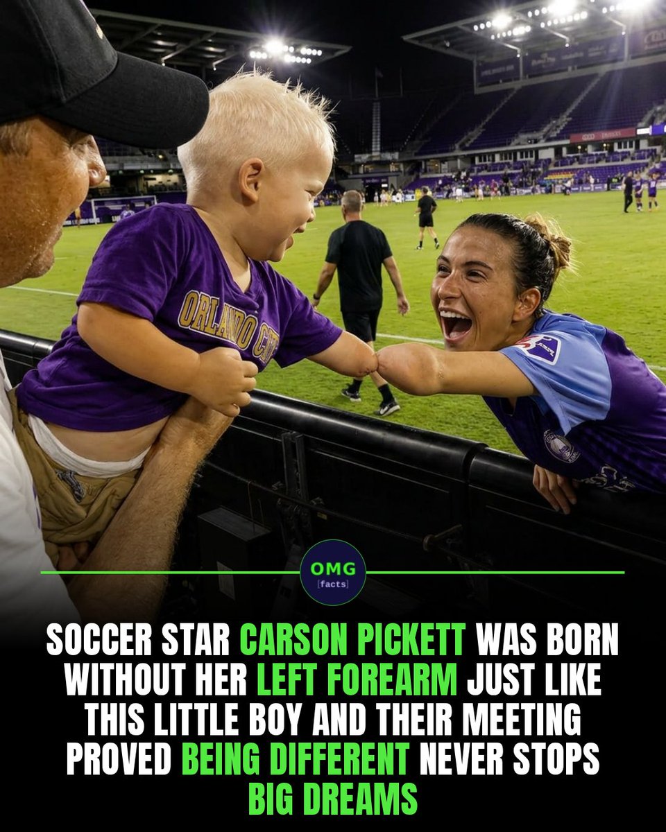 OMGFacts's tweet photo. ⚽ A boy and pro athlete share one arm.
Joseph, 2, met Pickett, who shares his condition.
Representation matters.
Sources: CNN, WaPo
#omgfacts #CarsonPickett #Soccer https://t.co/OJUNUtOIvy