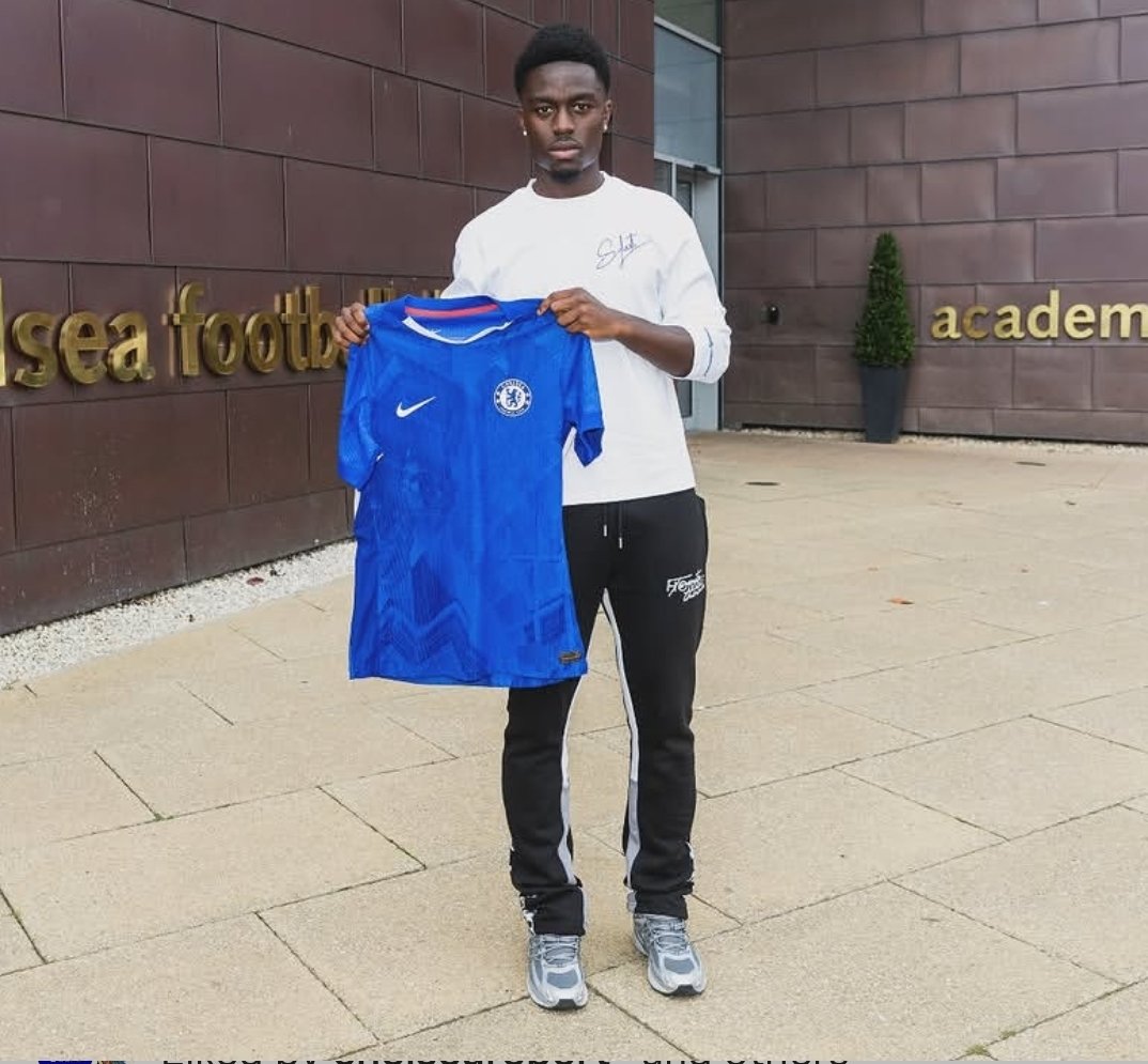 CFCJuice's tweet photo. He has a bright future. Still remember last preseason when he assisted João Pedro. 

Really like him and glad he’s already got a loan move. Hopefully he gets regular minutes and keeps developing. 

Consistent game time is what he needs right now—it could make a huge difference. https://t.co/zMGqXRSHme