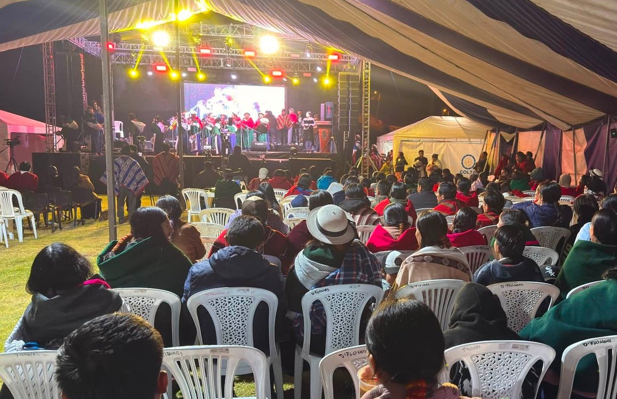 CorapeRadio's tweet photo. #CHIMBORAZO | Colta conmemoró sus 142 años de cantonización con un desfile cívico-cultural.

Audio ▶️https://t.co/prUqK0dgGA https://t.co/PzF4msNI33
