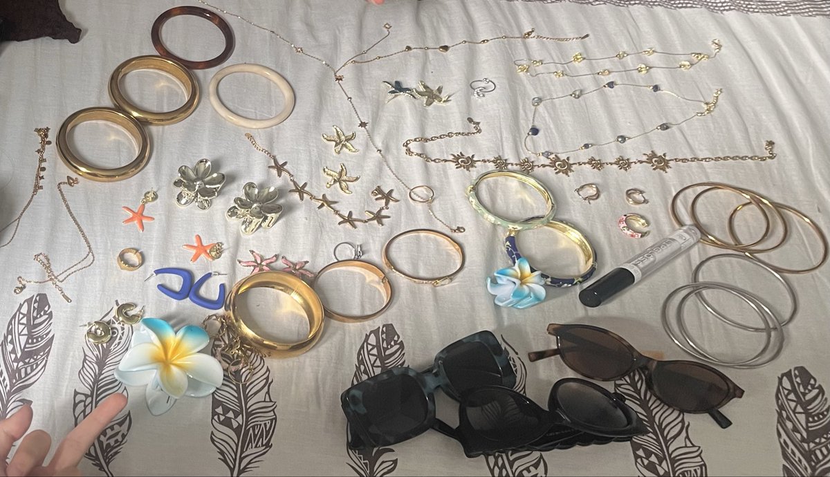 esclavisada's tweet photo. haul de lo que compré con mi amiguitaaa
#kleptotwt #liftwt #cleptotwt #cleptwt #raterostwt #ratastwt https://t.co/TDQzNLreDf