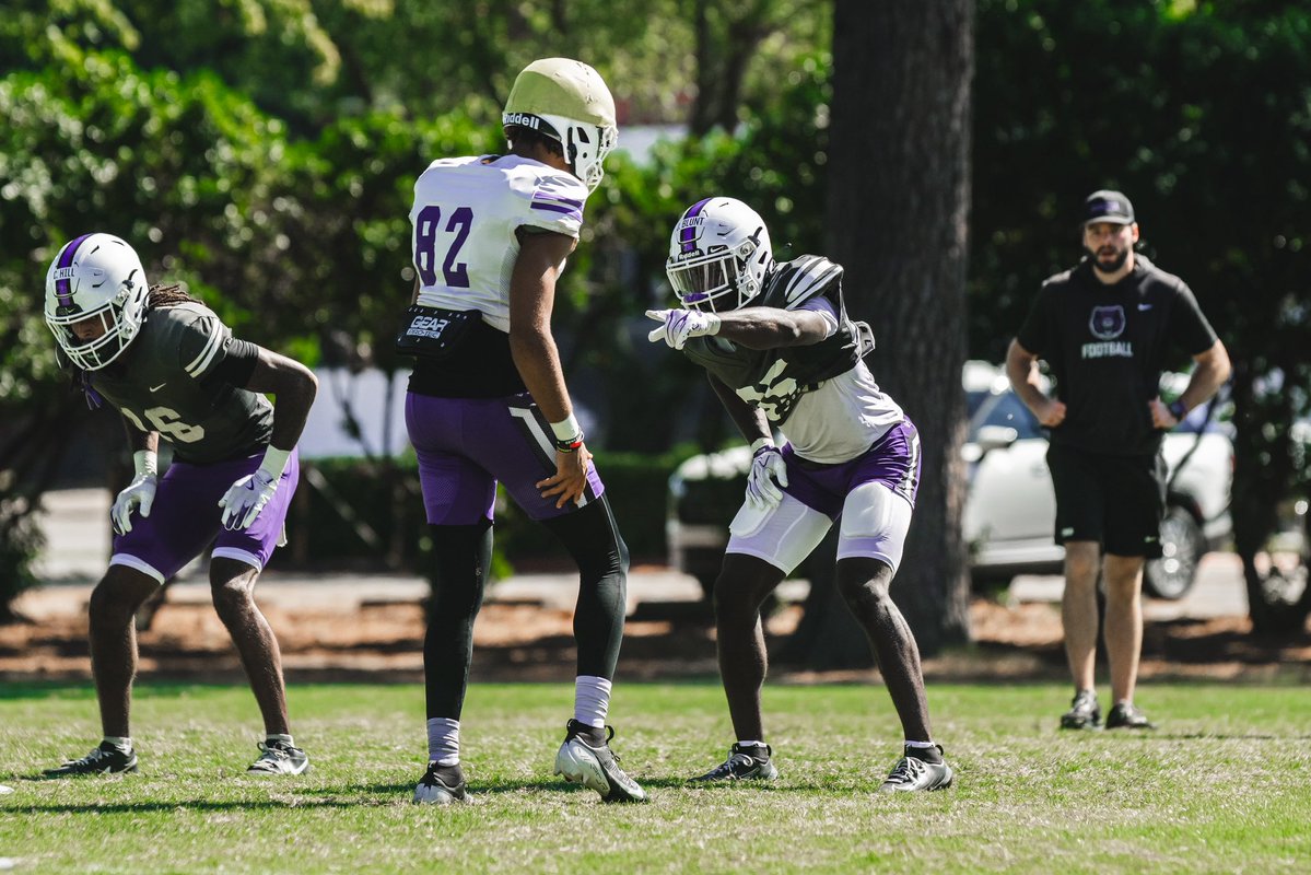 UCA_Football's tweet photo. Camp reps 😮‍💨

#BearClawsUp x #FearTheStripes https://t.co/rqmql88qSe