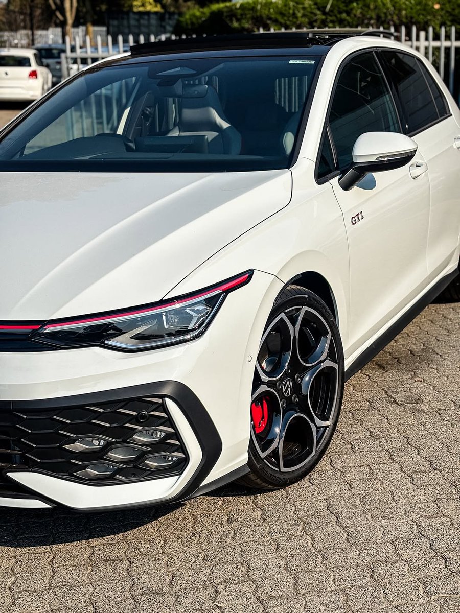 24hoursWithKari's tweet photo. Let me introduce myself,my name is Golf 8.5,I'm a monster,I'm a beast,I'm on a league of my own 🎤

#Golf #Godisgood #volkswagen #gtiperformance #sales #engineer #24hourswithkarri #trendingnow #PostViral #viralpost https://t.co/JltikSLZTk