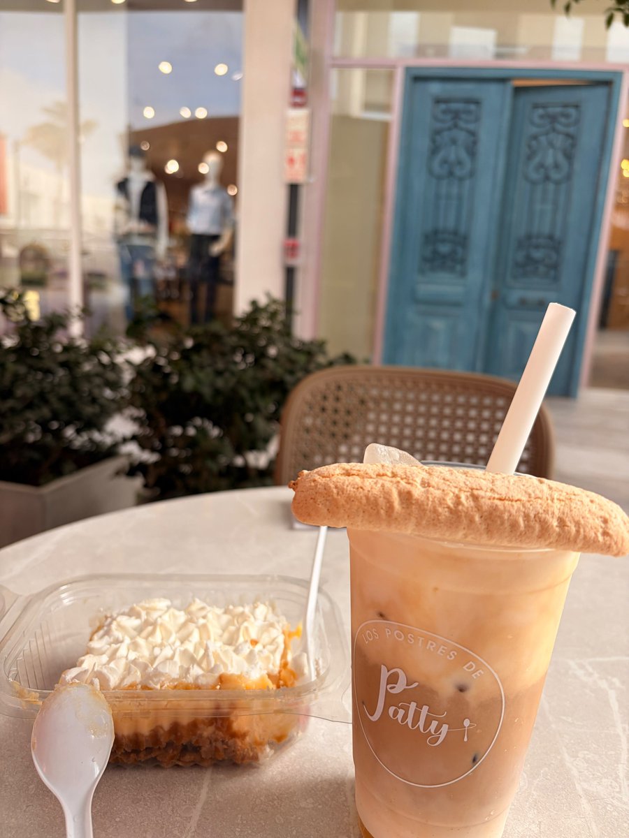 jnbaraa's tweet photo. increible que el de la derecha fue el desayuno solo porque ya abrieron el local que estabamos esperando hace tiempo https://t.co/Op6zYttVGt