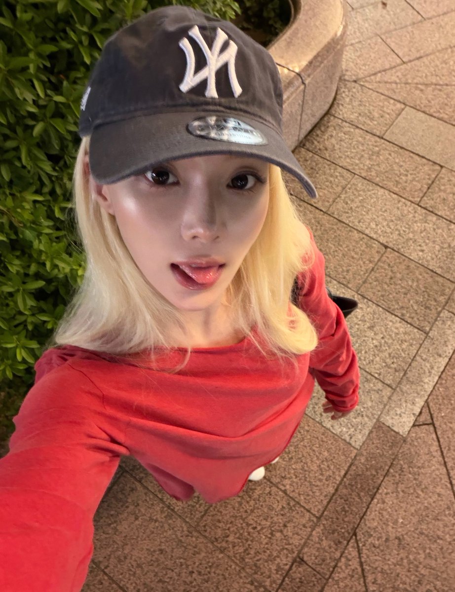 joyminjeong's tweet photo. 😛 https://t.co/ouy6jJO84I
