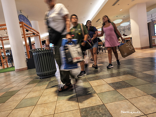 remmaphoto's tweet photo. Fluir de Consciencia En la “Plaza” #hasselblad #x2dII #28pmm #documentaryphotography #streetphotography by Rolando Emmanuelli-JimEnez https://t.co/LCutafkPum #fluir #consciencia #remmanuelli https://t.co/TMa14tnkiD
