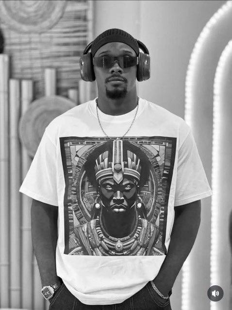 PhillsAbyna's tweet photo. Yusuf 😘
FOCUS ON YUSUF
ALL EYES ON YUSUF
#YusufMuhammed
#BBNaija
#Yusful https://t.co/mvXhxpojhH