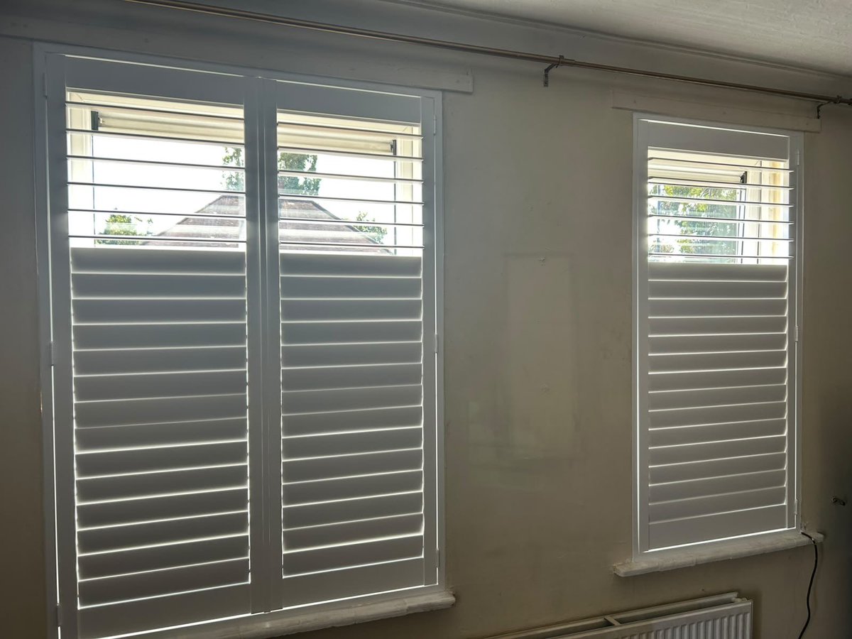 BlindsSYorks's tweet photo. Starting off a new week as we finished the last with some stunning #Shutters 😍📷⬇️

📧 yorkshire@apollo-blinds.co.uk

📱 South Yorkshire - 0114 4199 401
📱 York &amp; Harrogate - 01904 599101
📱 East Riding - 01482 530321

#familybusiness #interior #fyp #blindsandshutters https://t.co/efi4VmsYch