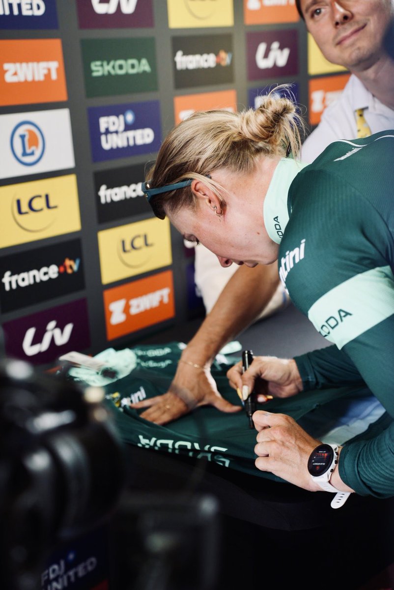 teamsdworx's tweet photo. Stage 3 done ✅ Leaving Suisse behind and entering France 🇫🇷 with a second place in the stage and the green jersey 🥈🟢
#wesparksuccess #tdff2026 https://t.co/OayFmsWewx
