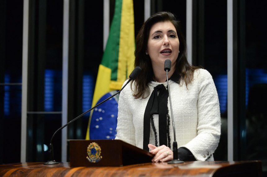 PCO29antonio's tweet photo. "Simone Temer" na Convenção do PT:
UMA VEZ GOLPISTA, SEMPRE GOLPISTA
Ela sabe do que fala, votou a favor da derrubada da presidenta DIlma... apoiou o governo do chefe do seu partido, Michel Fora Temer
Para conferir o voto de SImone: https://t.co/5OHbv4B0ee https://t.co/4JIEST5ToW