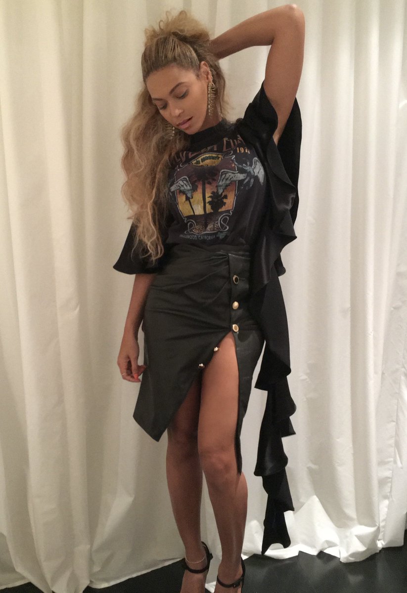 Beyoncé Outfits ❤︎₊ ⊹ tweet media