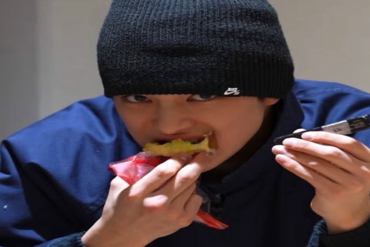 tetecoidezinha's tweet photo. kono noms (๑ᵔ⤙ᵔ๑) https://t.co/59Z8ZbTZAS