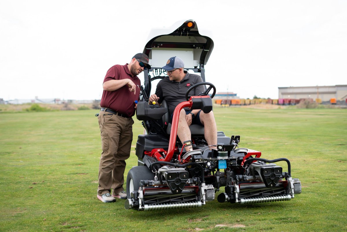 TurfEquip's tweet photo. Your greens, our team. https://t.co/arpe7GOTcu