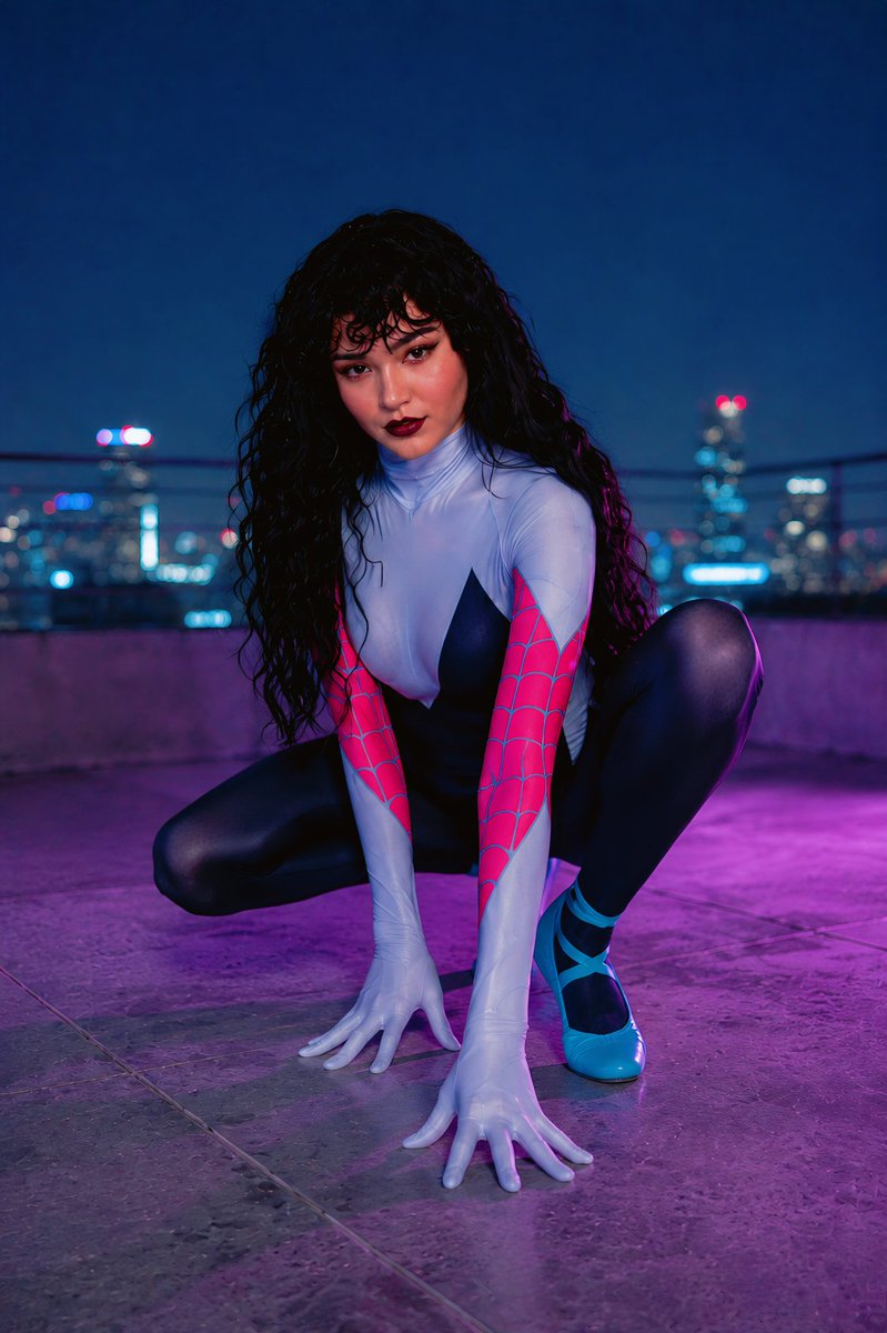 KatriannaNox's tweet photo. Spider Gwen 🩵🩷🤍

🕸️💜I was born to be light, to leap across chasms with a flirtatious smile and never look back.💋

#spiderman #spidermanbrandnewday #spidergwen #spidergwencosplay #gwenstacy #SpiderManUnNuevoDía #SpidermanSpiderverse 
#Visualart 
#SpiderGhost https://t.co/uUDDuAYcnc