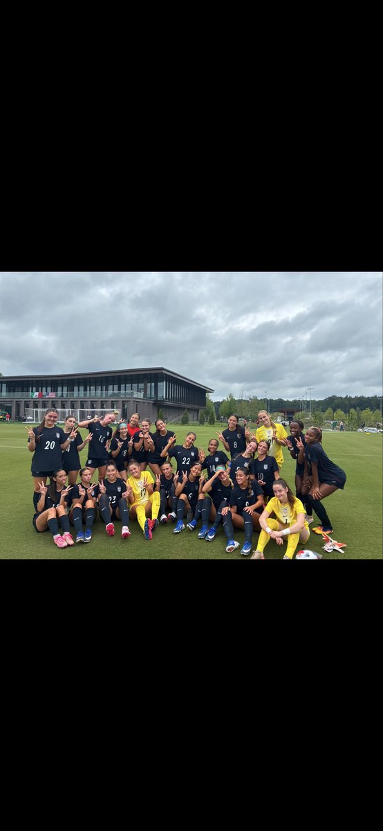 AveryWalbruch's tweet photo. best way to finish the summer…i luv my girls❤️🤍💙 @usynt @ussoccer @ImYouthSoccer @GothamFC @PUMA @pumafootball @RisingBallers_ @TopDrawerSoccer @TheSoccerWire https://t.co/8DbHLAFf4d