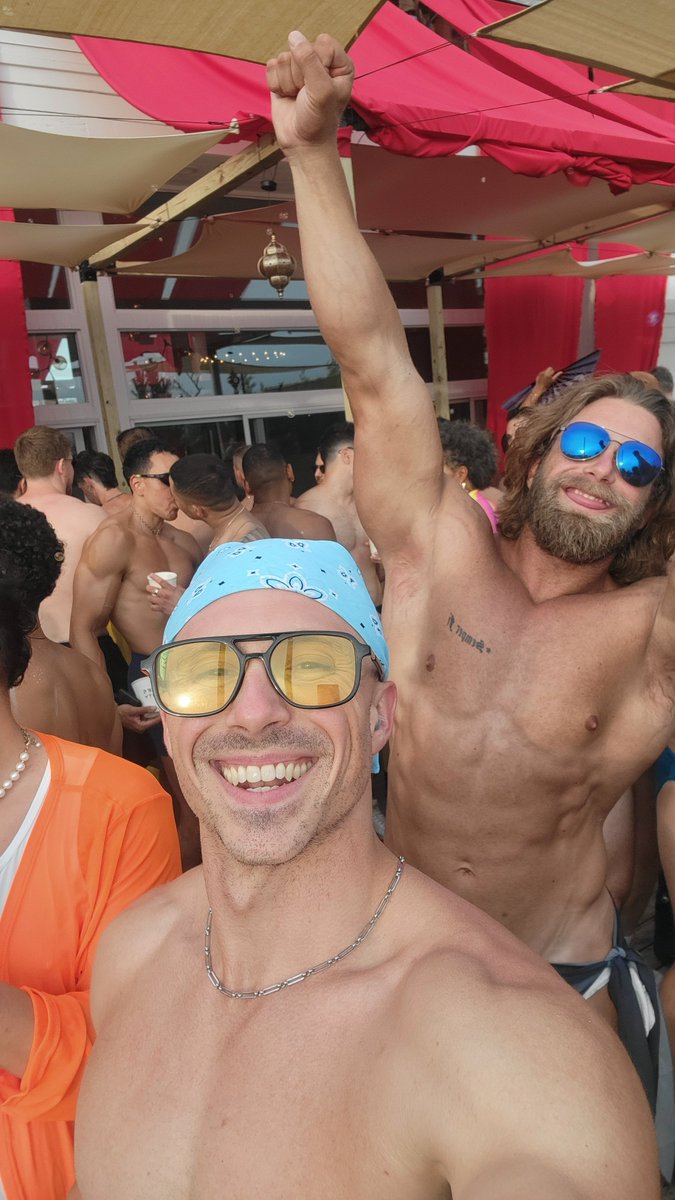 circusgayy's tweet photo. A weekend of butt stuff
@lashley_billy https://t.co/kAobWB9zKL