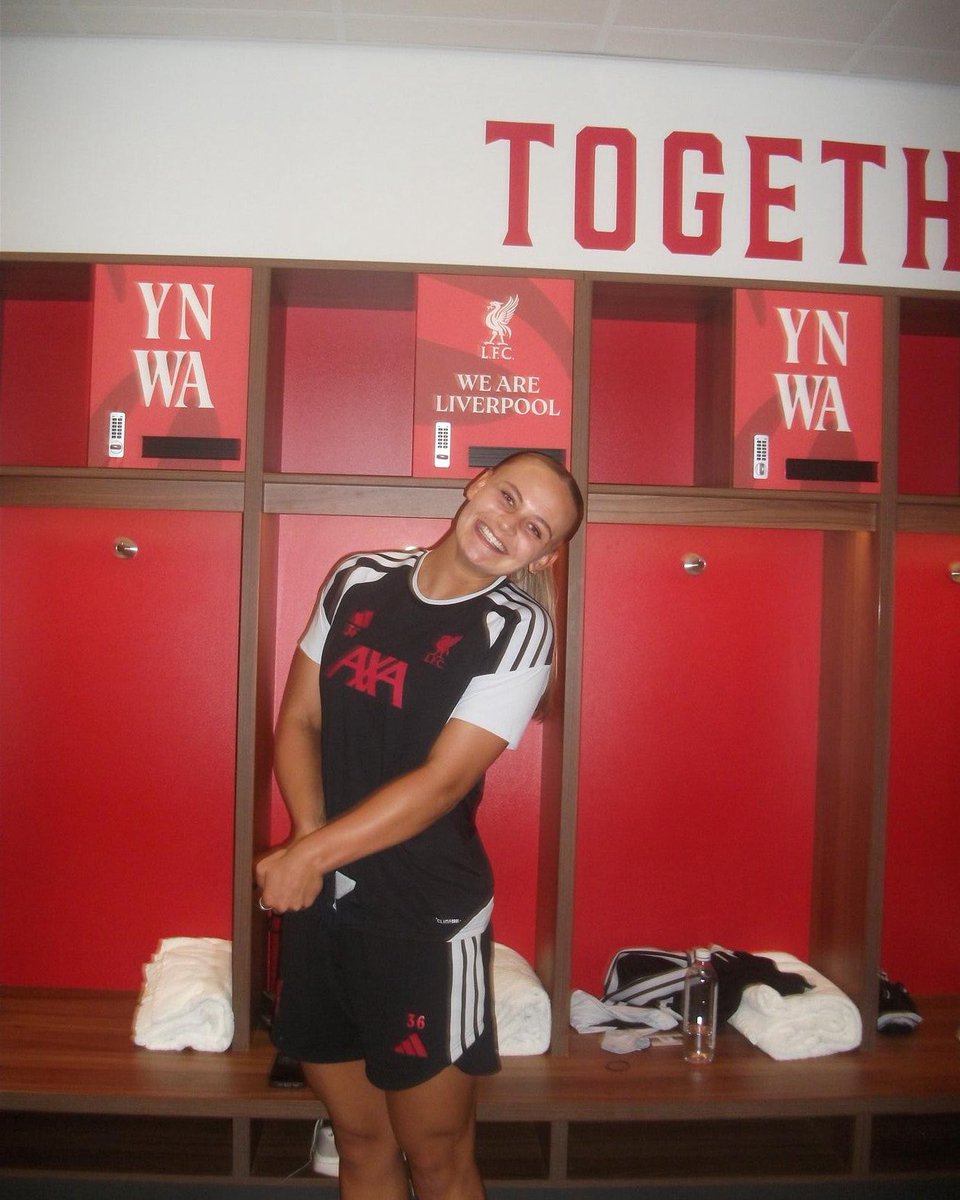 LiverpoolFCW's tweet photo. Digi diary: Wales edition 📸 https://t.co/NvHaGv2NFe