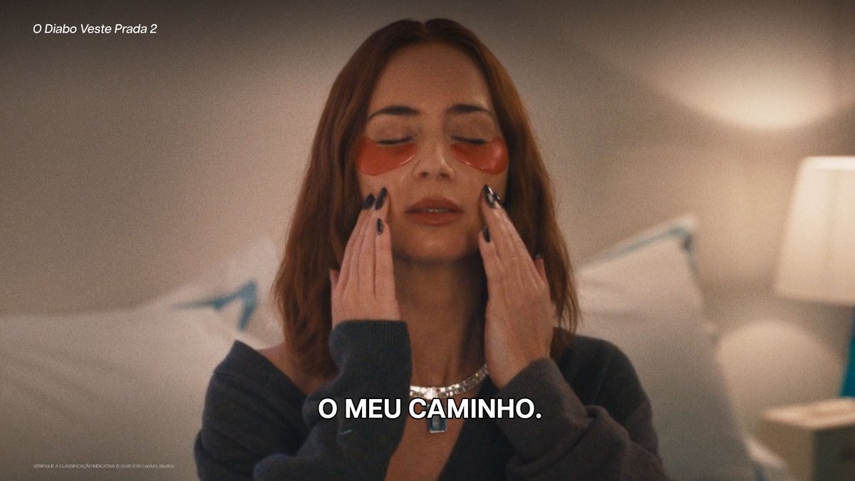 DisneyPlusBR's tweet photo. Anos se passam. Tendências mudam. 👠✨
Emily continua icônica. 😌 https://t.co/xbn3acqvAQ