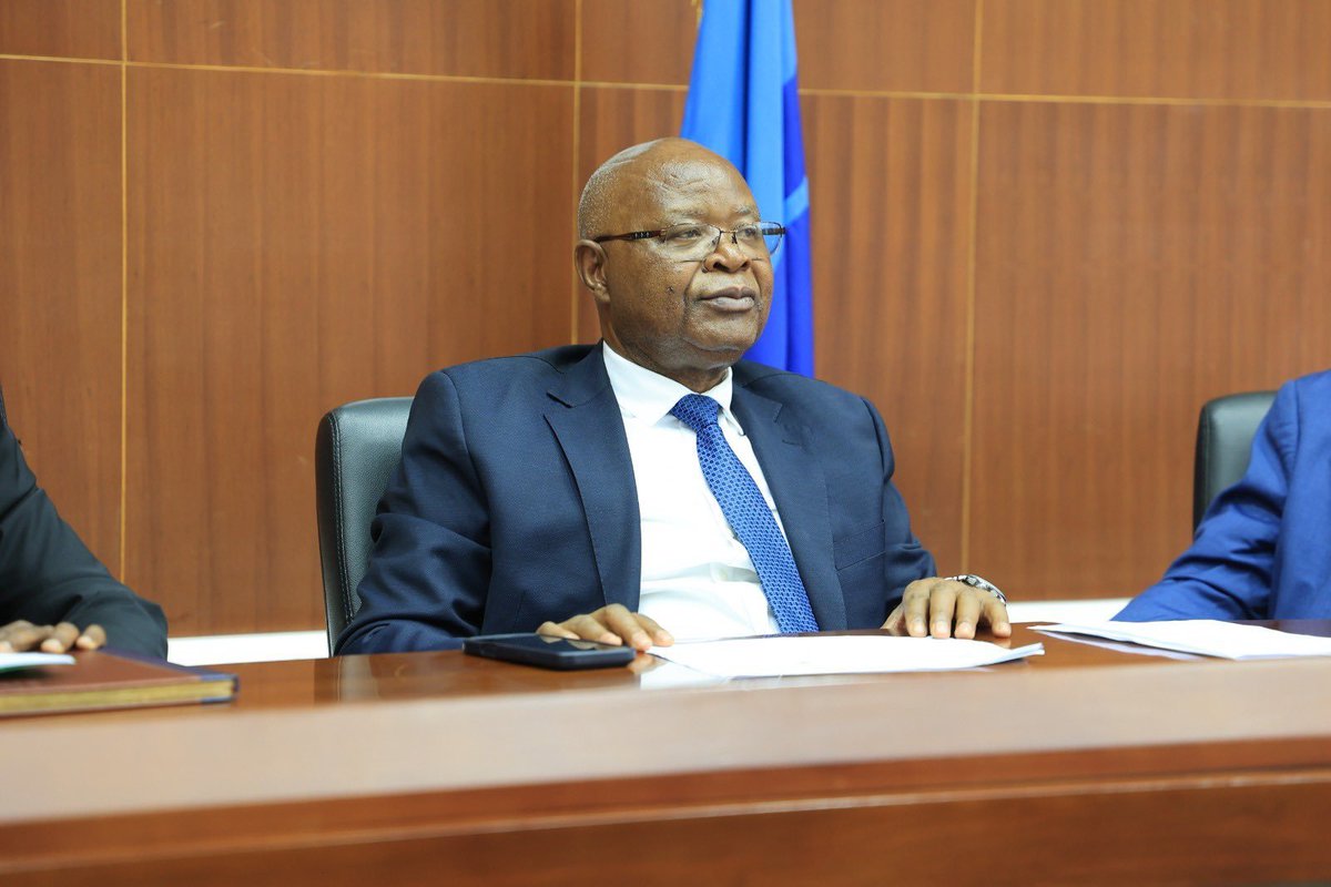 NamubiruRashid9's tweet photo. Dr. Chris N. Mukiza, @UBOS_ED, called on Data Collectors to maintain confidentiality, ensure accurate reporting, and uphold high standards as reliable data informs evidence-based policies.
#UBOS #UNHS2026 #EvidenceBasedStatistics https://t.co/bN97KxcubI