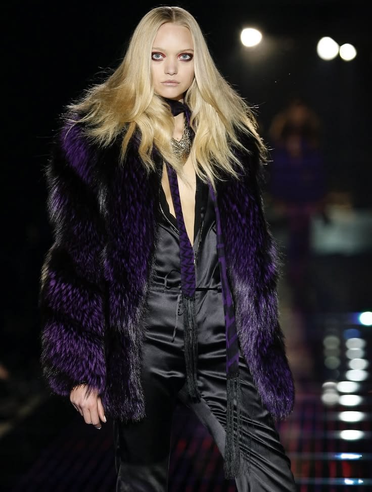 itgirlbackup's tweet photo. Currently obsessing over cool-toned purples https://t.co/LSreqeC9GQ