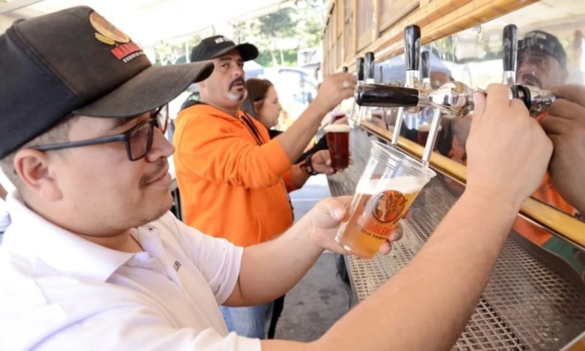 DGABC's tweet photo. Festa das Nações do Beer's Festival promete agitar Santo André

Leia: https://t.co/QjsdTw2yI0 https://t.co/aGwiGGPVtt