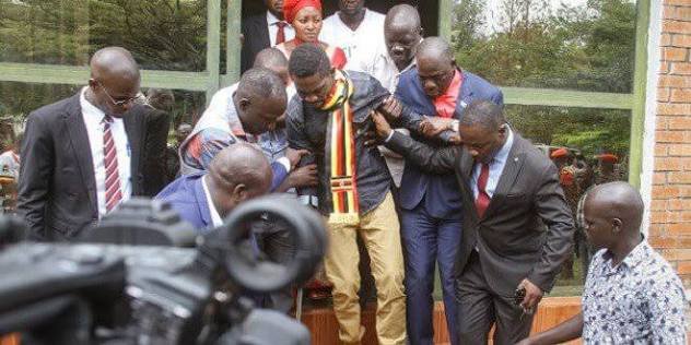 Ntalebrian22's tweet photo. These pictures were taken after HE Bobi wine tortured himself. How could he do that? He tortured himself yet he was just beaten properly.

Is not aware that in 56yrs there's no torture? https://t.co/BnLR1oTAv4