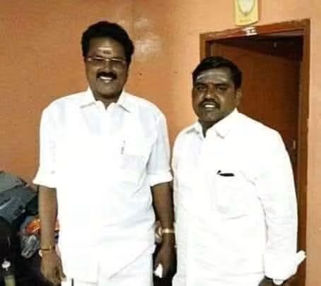 SenthilBA22's tweet photo. காஞ்சிபுரம் வடக்கு மு மாவட்ட பிரதிநிதி அய்யப்பன்தாங்கல் ஊராட்சி மன்ற தலைவர் திரு.ந. பாண்டுரங்கன் அவர்களுக்கும் குன்றத்தூர் வடக்கு ஒன்றிய இளைஞர் அணி அமைப்பாளர் சகோதரர் திரு.சு. ஜனார்த்தனன் அவர்களுக்கு இனிய பிறந்த நாள் நல் வாழ்த்துக்கள் https://t.co/0hihIXoLu1