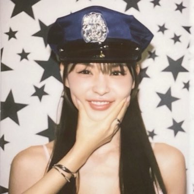 aye951208's tweet photo. They secretly got matching avatars👮🫡
#kapookciize
 #กระปุกไซซี https://t.co/ykHsXs5yQF