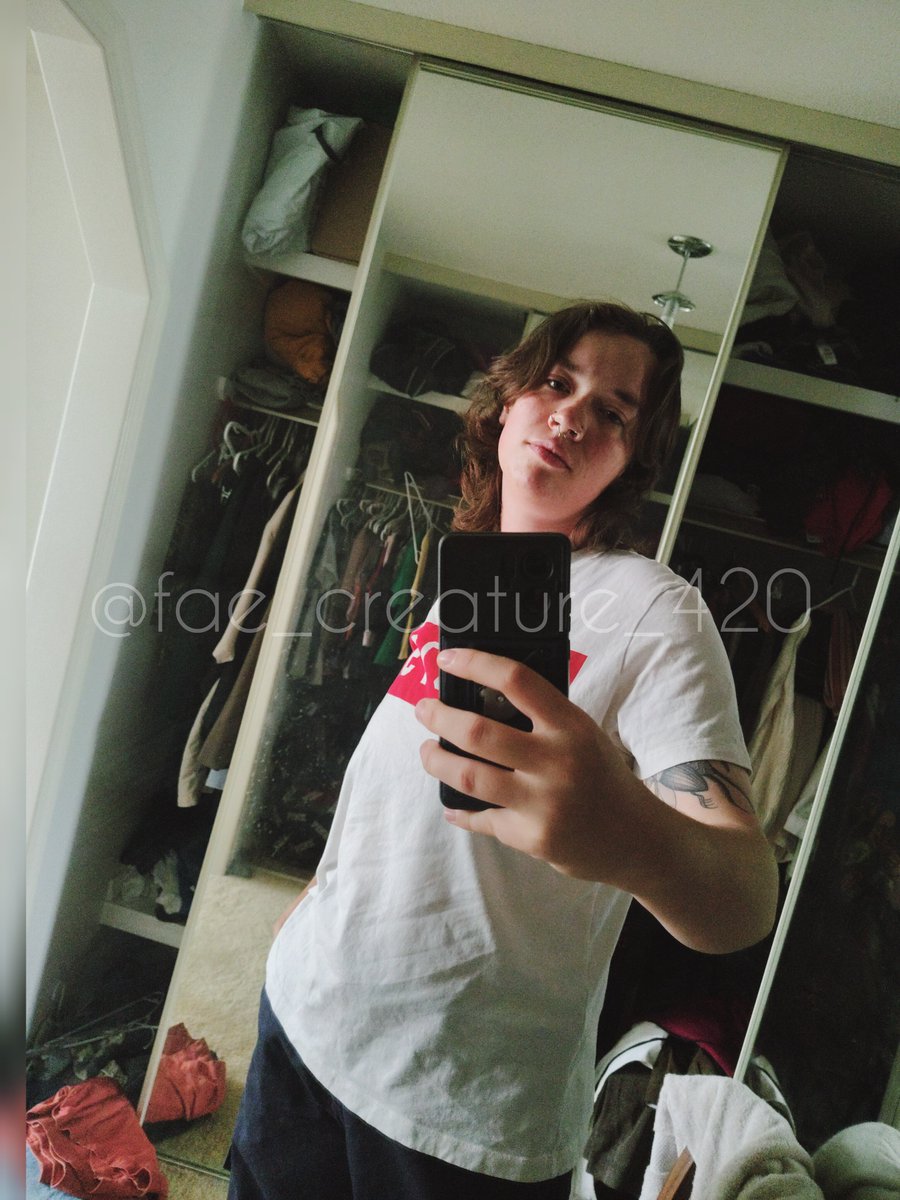 fae_creature420's tweet photo. how's it hangin ? https://t.co/fPupksOVAK