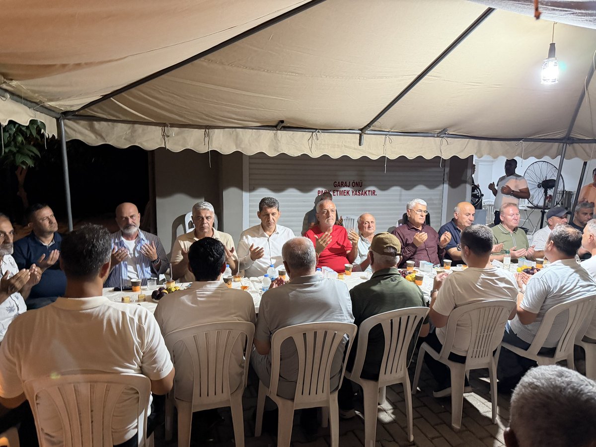 alicetin_07's tweet photo. 📍Manavgat 
Büyükşehir ve Manavgat Meclis Üyemiz Süleyman Öz Abimize ebediyete irtihal eden kıymetli eşi Hatice Öz Hanım için İlçe Koordinatörlerimiz ve teşkilattan arkadaşlarımızla taziye ziyaretinde bulunduk. 

Merhumeye Allah’tan rahmet, kederli ailesine başsağlığı diliyoruz. https://t.co/spRp5fbm7f