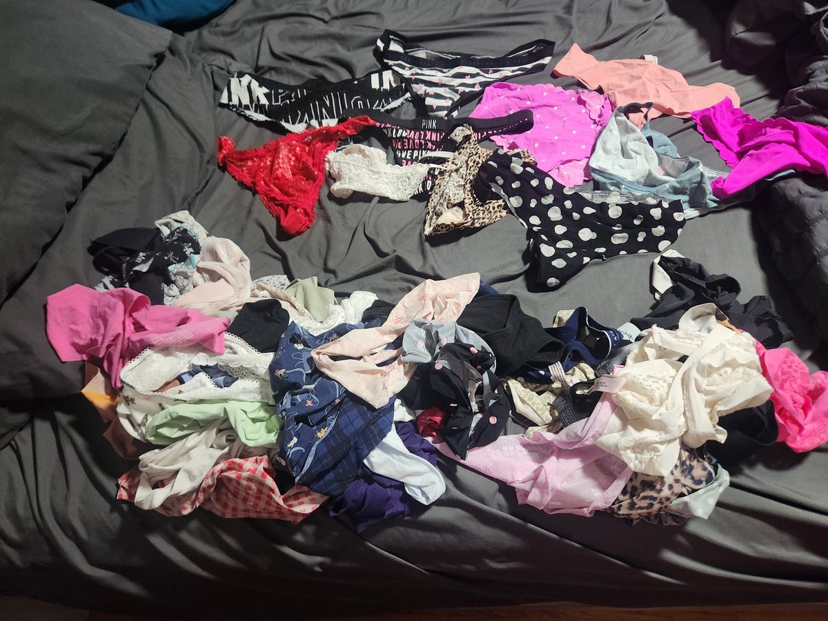 BrooksNextDoor_'s tweet photo. PANTY SALE!!! Send a DM if you'd like to purchase a pair 😈 https://t.co/vE4JFWfFE2