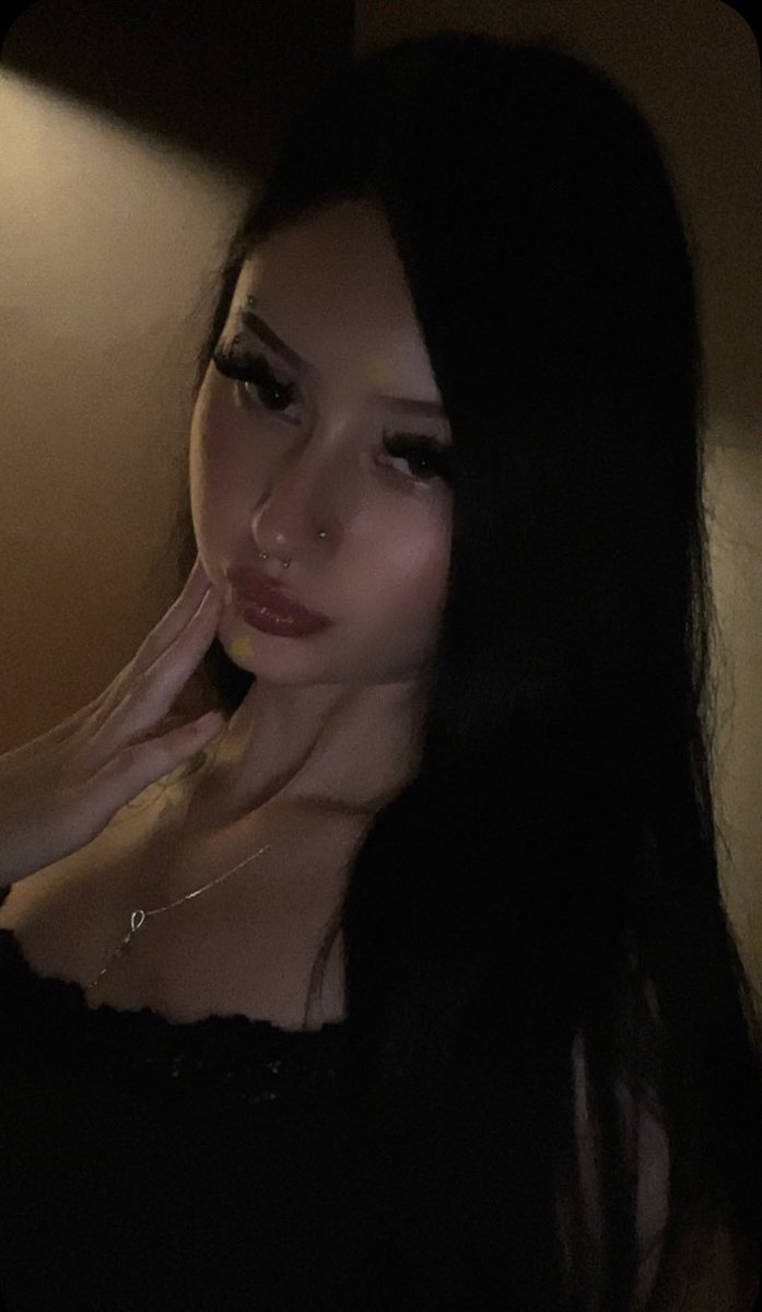 sofianotsofi's tweet photo. keep swiping 🫦 https://t.co/QrYcVHqzhQ