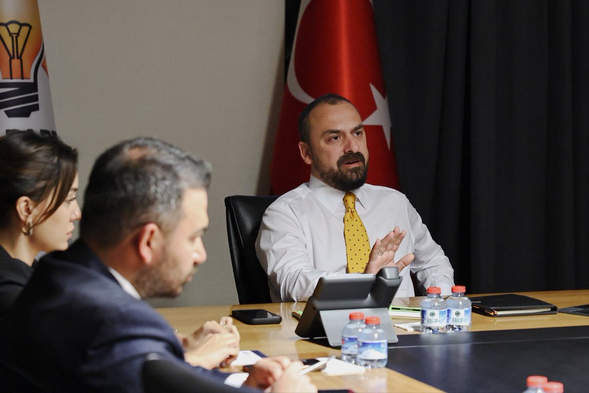 AtalaySaadet's tweet photo. Genel Başkan Yardımcımız Sn Faruk Acar Başkanlığında, 81 İl Tanıtım ve Medya Başkanımızla  14 Ağustos kuruluş yıl dönümü etkinliklerimize ilişkin hazırlıklarımız  değerlendirildik.

Milletimizle Çeyrek Asır, Türkiye Geleceğe Hazır 🇹🇷 https://t.co/lIaATxnK6E