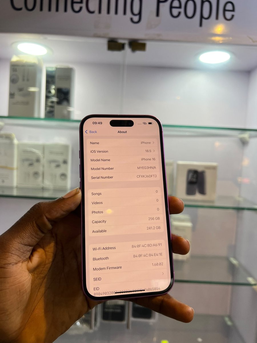 JonzingCartel's tweet photo. BEST GADGET DEAL 🔥
📱  Used iPhone 16
💾 Storage: 256gb
🔋 Battery Health 82%
✅ Everything Original 
💰 Price: ₦770,000 https://t.co/JaAUQbMvqB