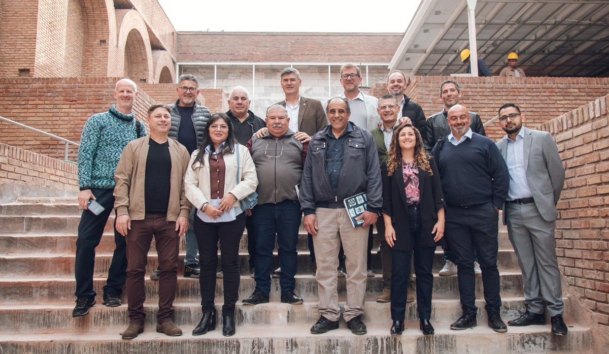 MuniCba's tweet photo. Un espacio único para honrar a nuestros héroes, defender la soberanía y mantener encendida la llama de la Causa Malvinas con tecnología inmersiva 360°, salas históricas y propuestas culturales.

Más info 📲 https://t.co/l5UqanPSRh https://t.co/CEuZYajCQH