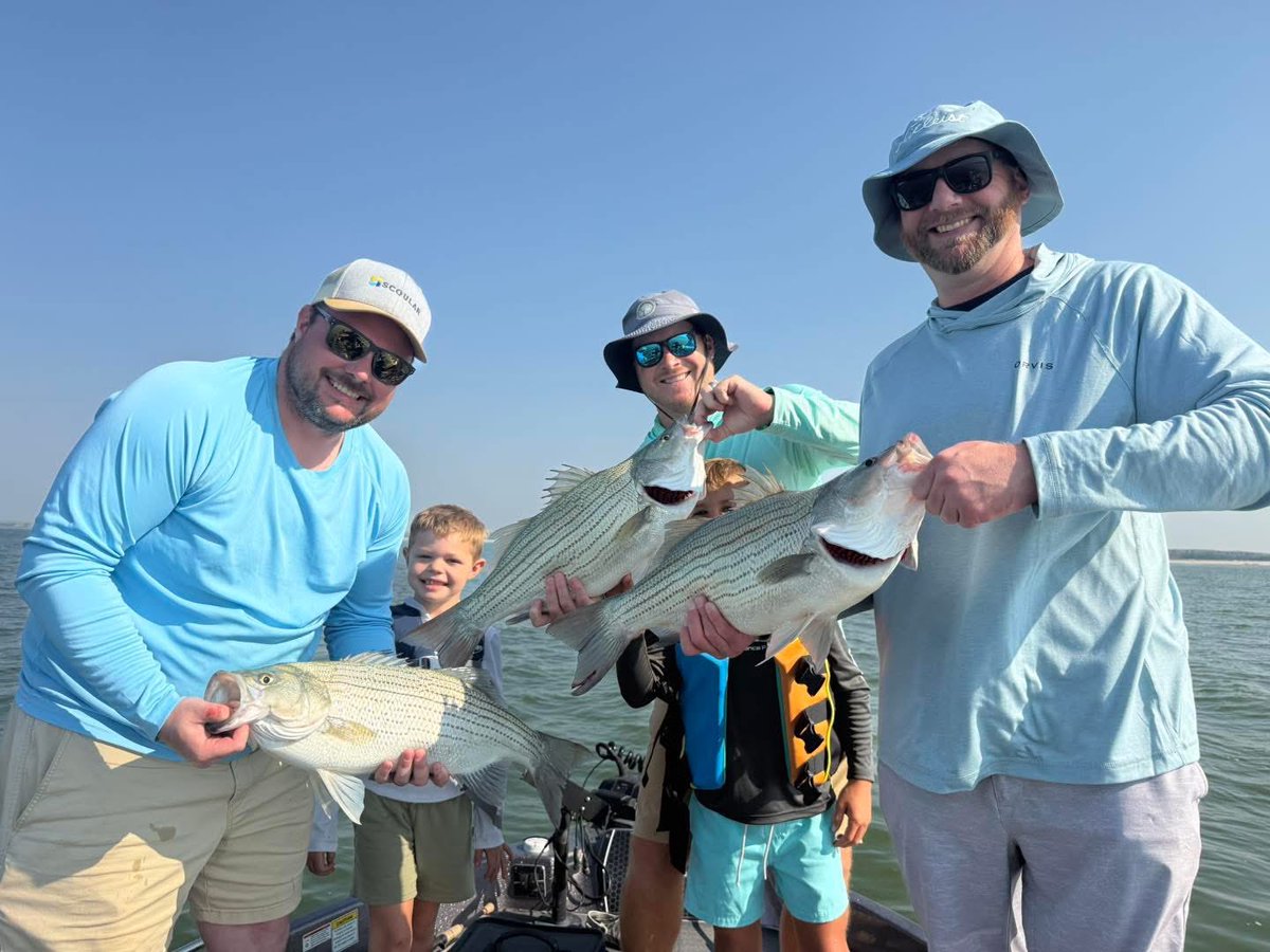 ILoveLakeMac's tweet photo. 🐟Big smiles and great memories made at Lake Mac! Those massive wipers weighed in at 11.1lbs, 10.5lbs 9.5lbs and 9.3 Ibs! 

📷: thanks to Lake Big Mac Spoiled Guide Service for sharing 

#ilovelakemac #lakemcconaughy #wiper #keithcounty https://t.co/RLObZqDFGG