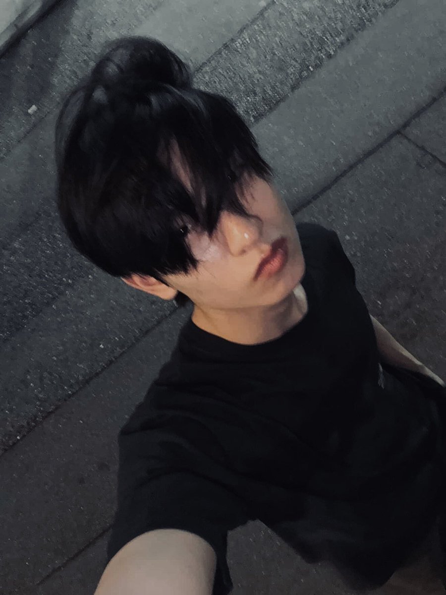 primehollis's tweet photo. hi hi hi hi #domundiselcaday #tthomastc https://t.co/EtTCGJU0Ai