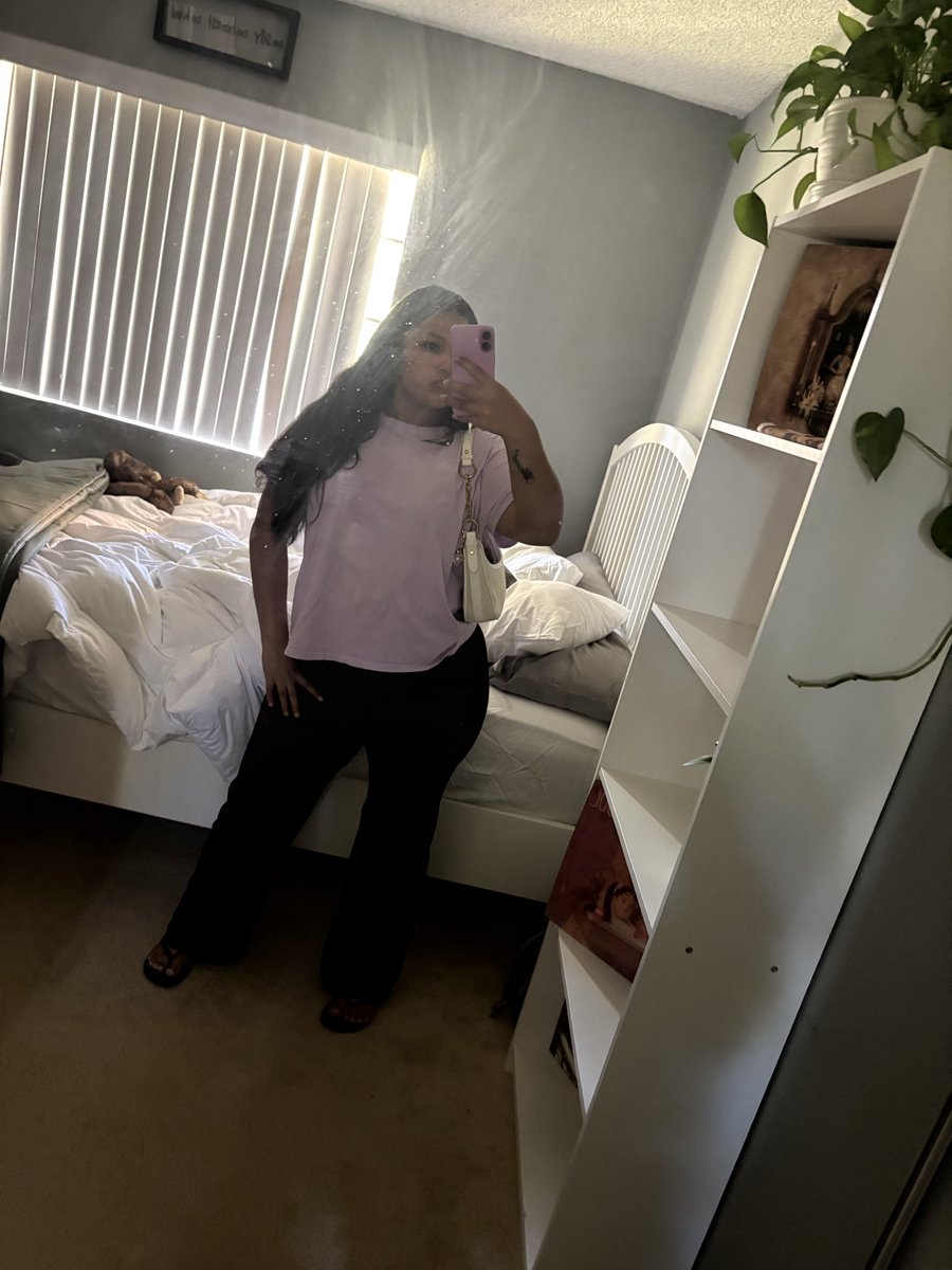 Princesfranki's tweet photo. You’ll always be inferior to me beta boi https://t.co/mbfChj5COF