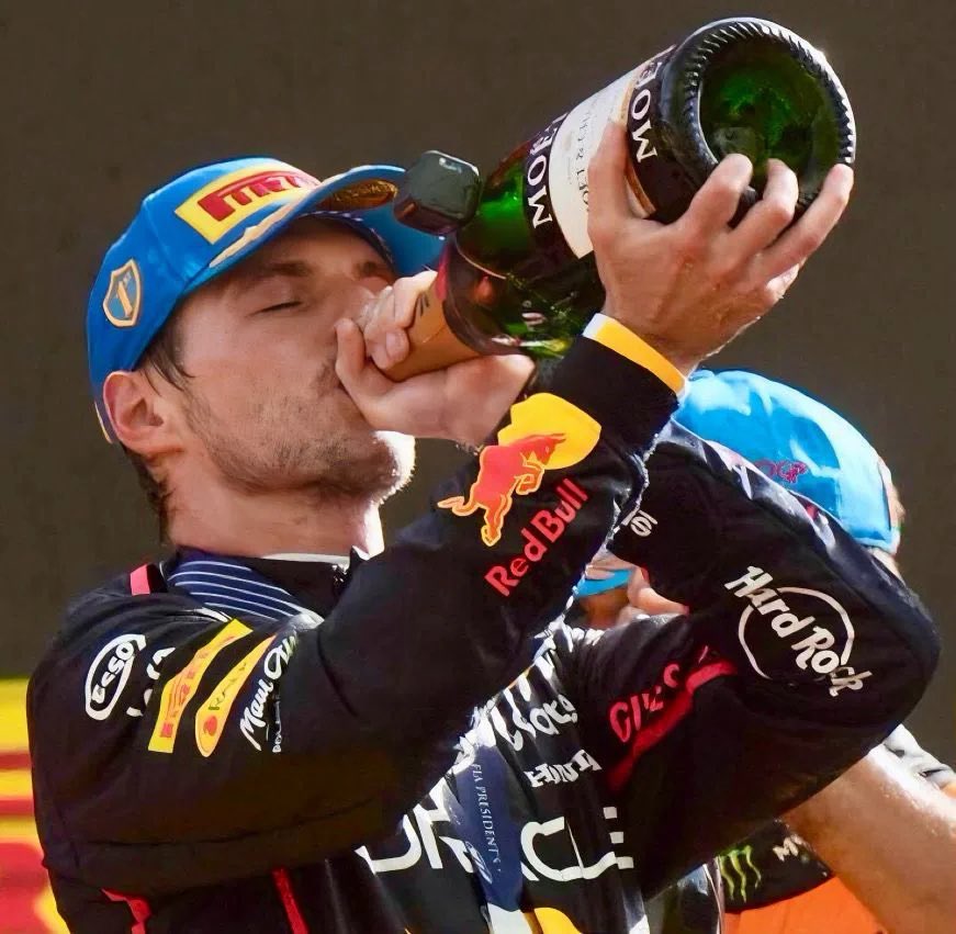 616VERSTAPPEN's tweet photo. woooaah😮‍💨 https://t.co/cgon2yRs5D