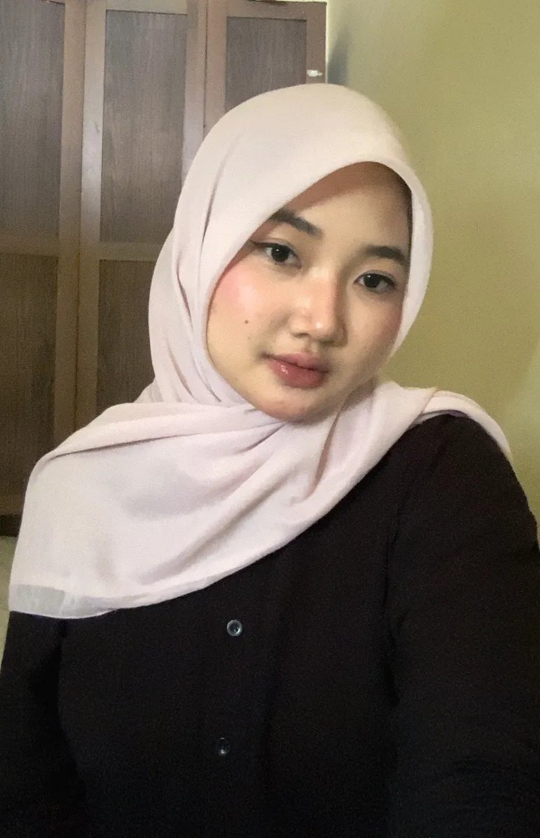 saltedhny's tweet photo. LUCUUKKK, fotoku siang ini lagih bagusss sukaaakkk mwaahhh🫰🍓 https://t.co/YO0OPAe9cS