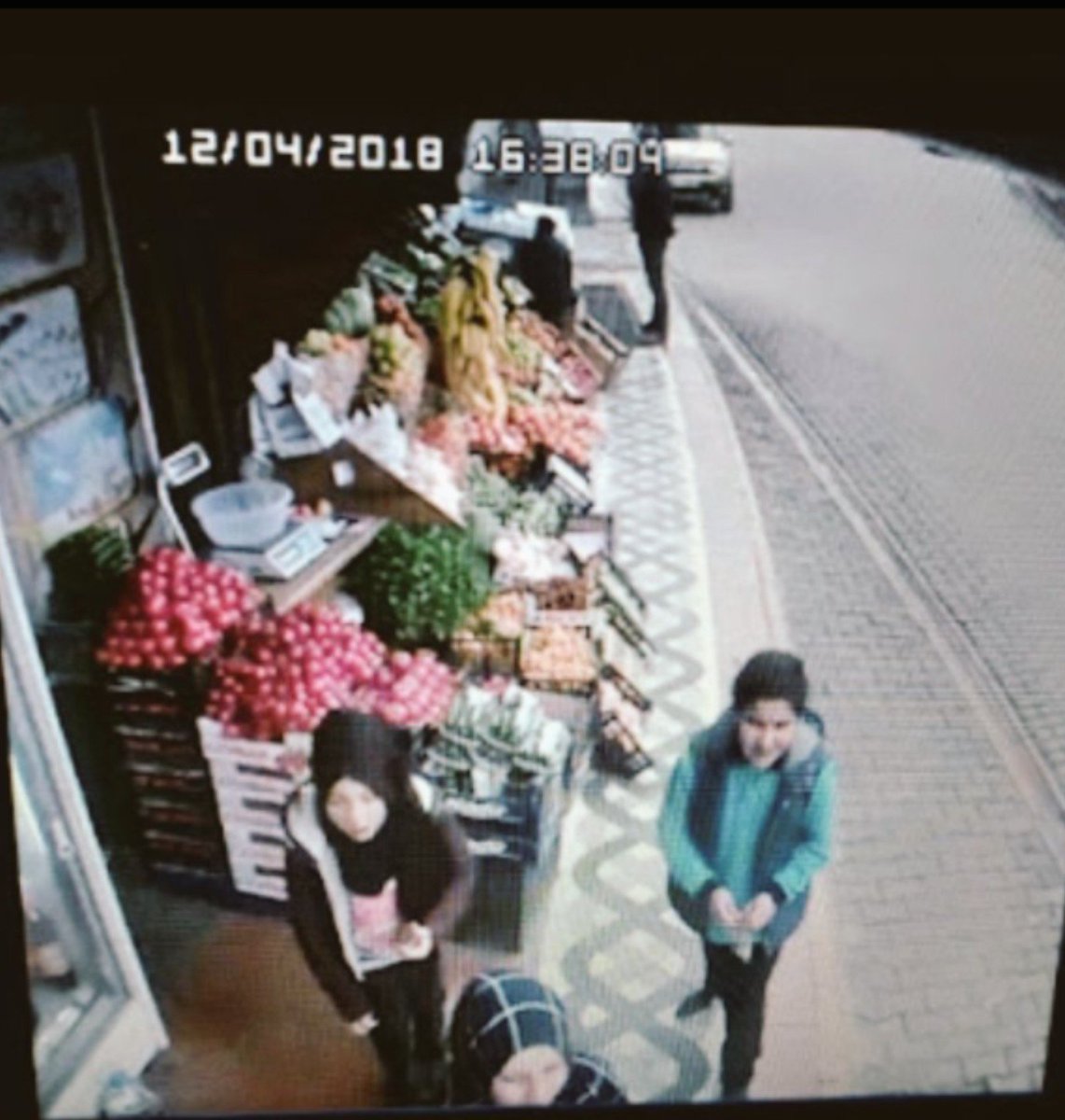 VatanSaban's tweet photo. Her akşam saat 22:00 de 
#RabiaNazİçinAdalet 
Diyeceğiz. 

Yanlızca Adalet İstiyoruz Adil Adalet... https://t.co/2Ewn5tQI2i
