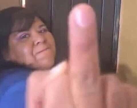 l4vmilamila's tweet photo. Maldito Spotify me da mas anuncios qué canciones https://t.co/yqL2h31AsY