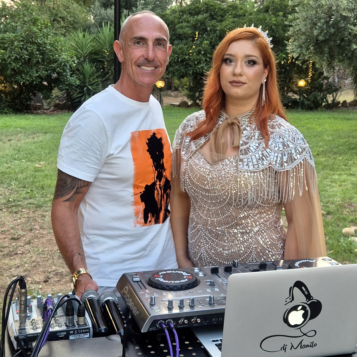 djmanilo's tweet photo. Tanti auguri ad Arianna che taglia un traguardo importantissimo🔞
Buon compleanno🎂🍾
#18anni #Diciottesimo #FestaDiCompleanno #ilCasaleDelSole #BirthdayParty #18thBirthday #DJSet #DJLife #InConsolle #PartyTime #MusicaEPassione #FestaDiciottoAnni #SiBalla #MusicLovers #PartyVibes https://t.co/NtggRS95Bz