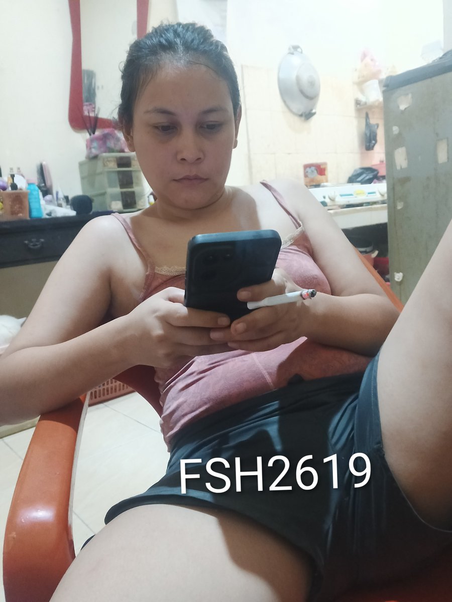 FSH_2610's tweet photo. Hemmmmm 👻👻 https://t.co/VGUwxzXzWt